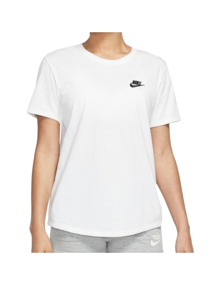 SPORTWEAR CLUB ESSENTIALS