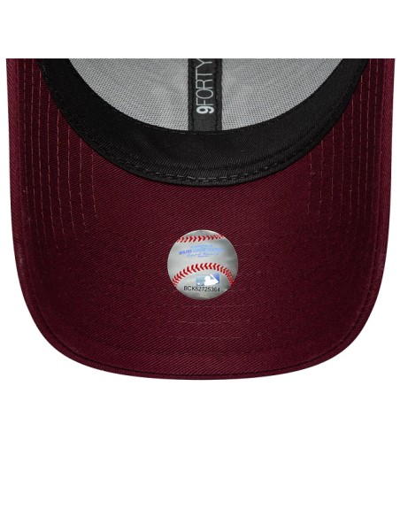 GORRA GRANATE NEW ERA WMNS METALLIC LOGO 9FORTY  NY