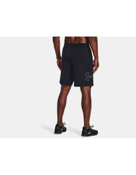 PANTALON CORTO CON ESTAMPADO UA TECH